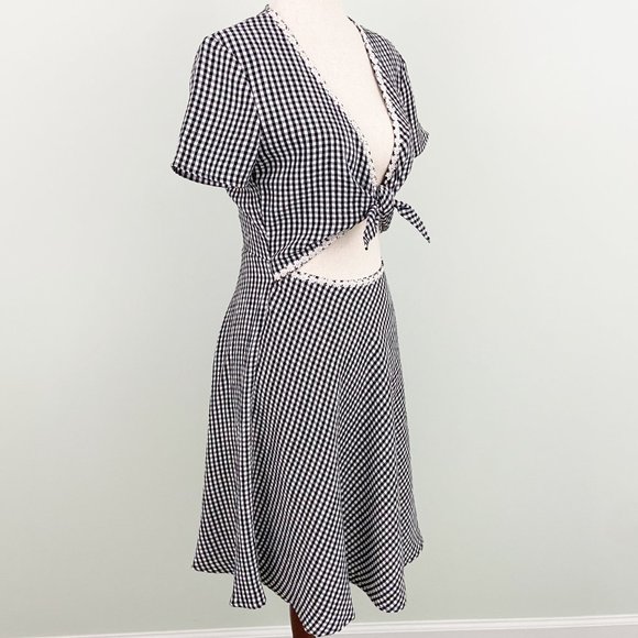 NWT Solid & Striped x Revolve | Black & White Gingham Cutout Dress Large - Picture 8 of 12